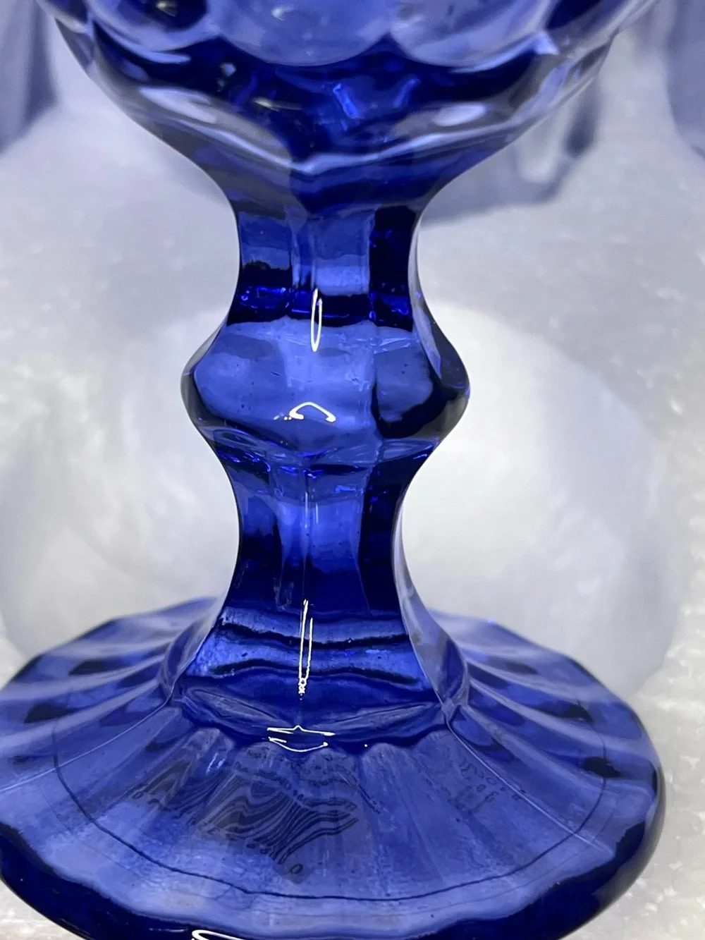 New Elle Decor Blue Tinted glass Wine/Water Goblets, 8.4 oz, Lead-Free, Set of 6